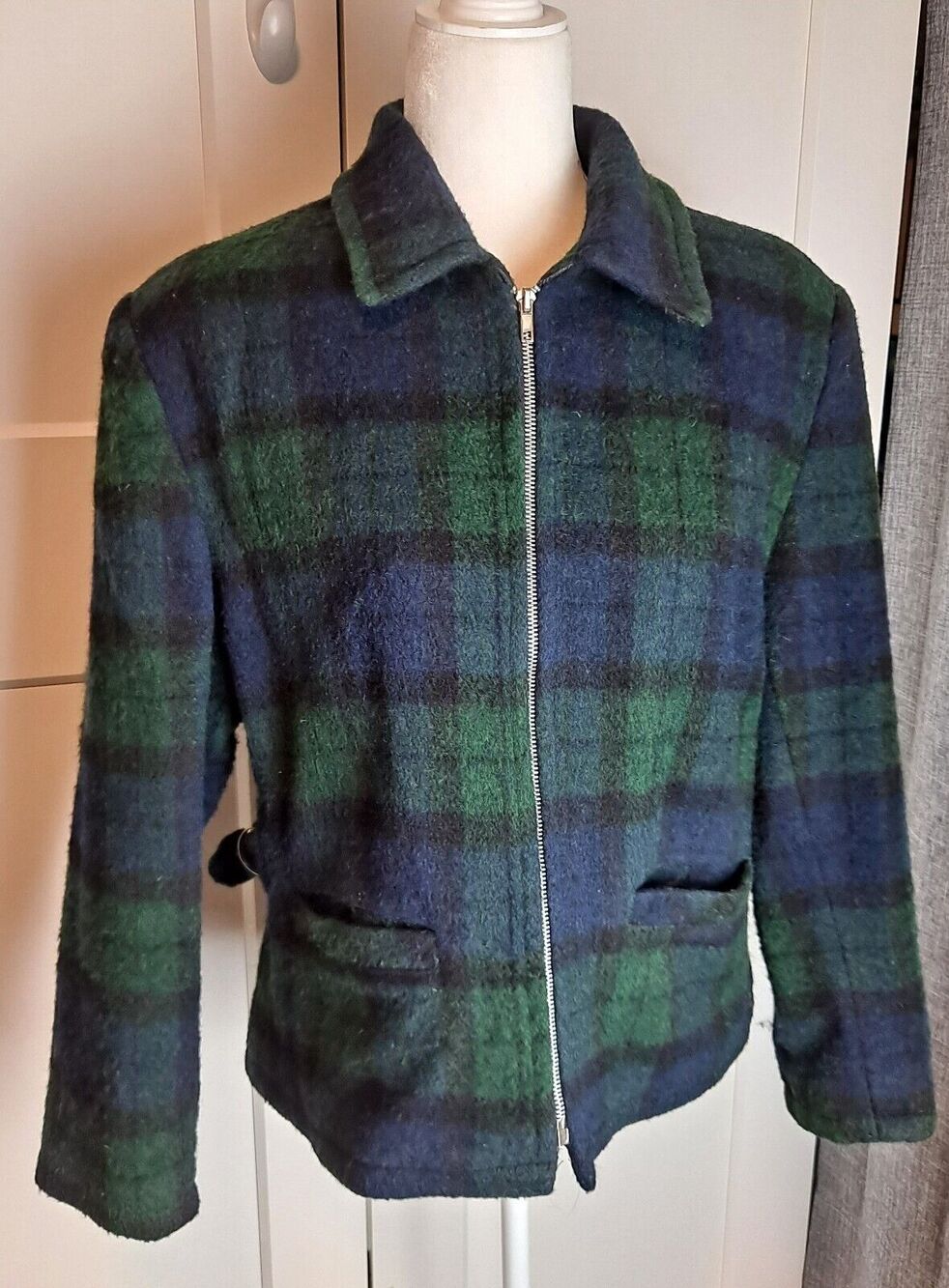 153. J.F.II vintage Wool blend plaid zip jacket blue and green Tartan large